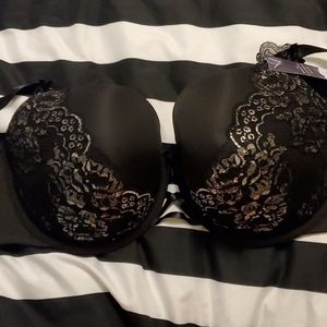 BNWT Seriously Sexy Boost Balconette Bra 42DDD